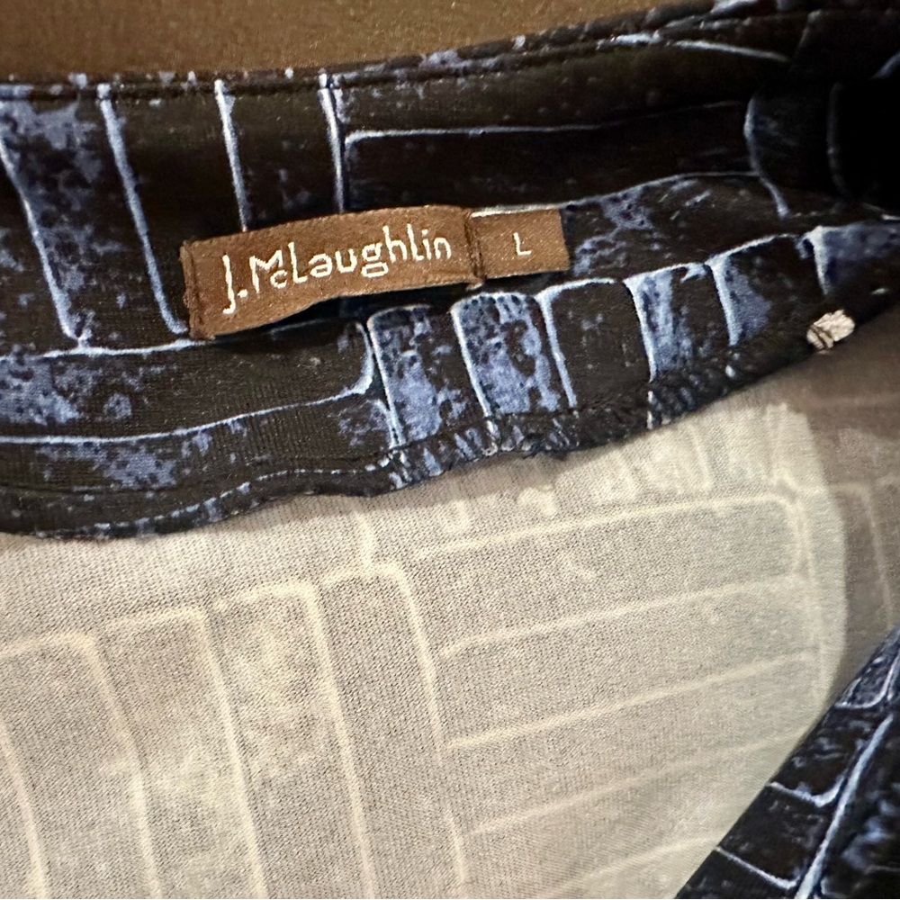 J. McLaughlin Navy and Charcoal Patterned Apparel